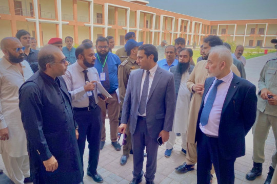 Deputy Commissioner Leads MDCAT Readiness Review at KFUEIT