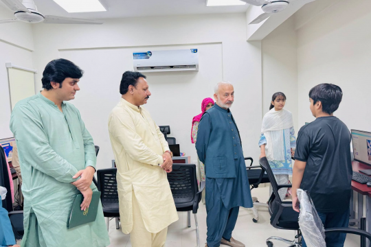 Vice Chancellor KFUEIT Visits Sheikh Khalifa IT Center and Appreciates Skill Development Initiatives